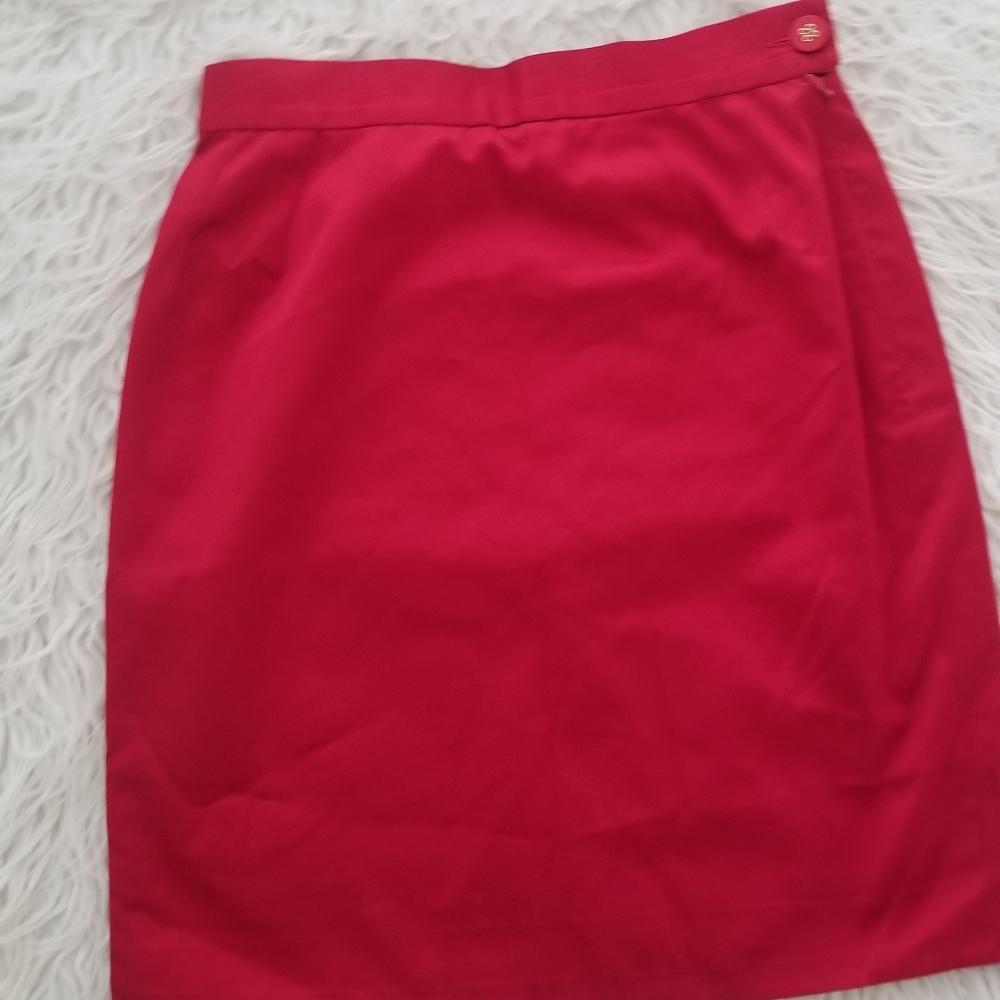 Christian Dior true red pencil skirt - Picture 2 of 8